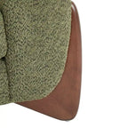 Moderner Clubsessel mit Bouclé-Bezug